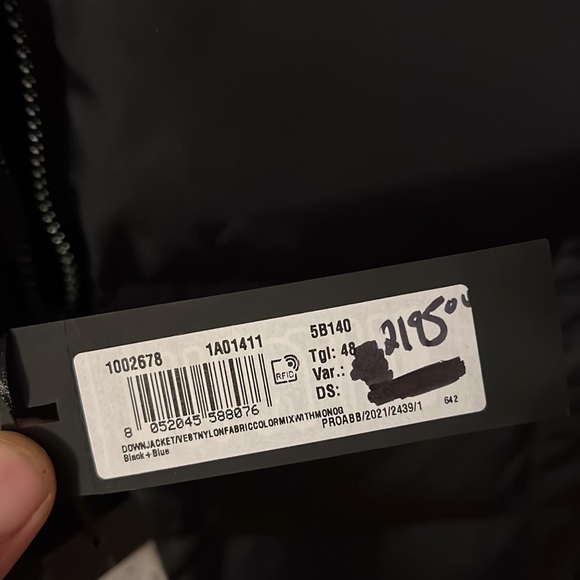 Versace men’s La Greca Medusa logo monogram down filled puffer jacket NEW - Picture 8 of 10